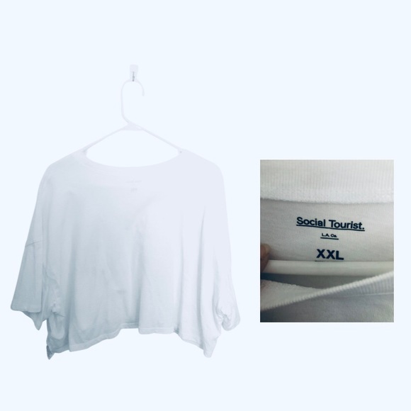 Charlie & Dixie D’Amelio-Social Tourist Tee - Picture 2 of 6